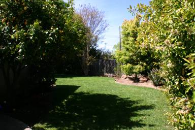 Main picture of 3086 Carleton Pl