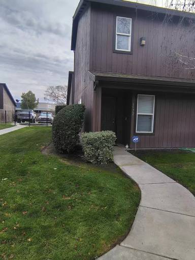 Main picture of 1856 Whitley Ave