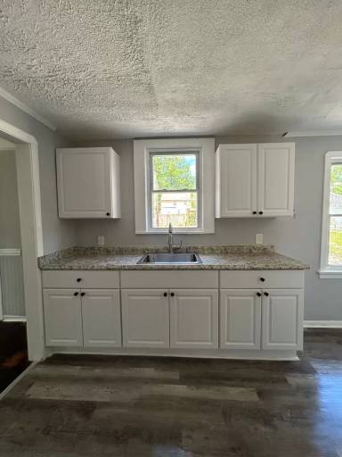 Main picture of 17203 Eldamere Ave
