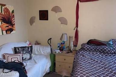 Main picture of 305 N 10th St