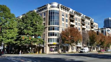 Main picture of Gateway Plaza