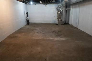 Main picture of 1126 W Western Ave