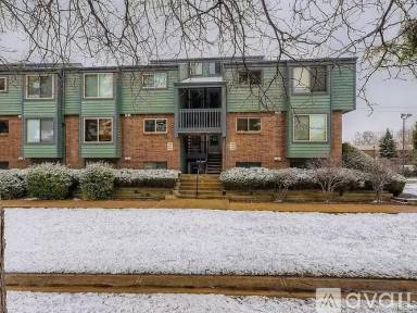 Main picture of 3558 S Depew St