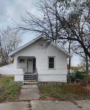 Main picture of 287 N Illinois Ave