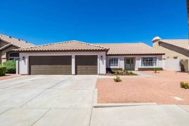 Main picture of 850 N Los Altos Dr