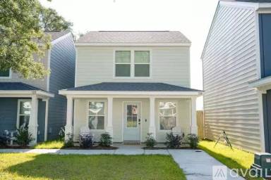 Main picture of 120 Coral Breeze Dr
