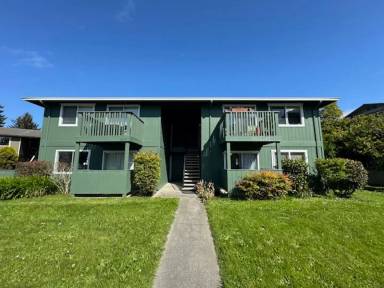 Main picture of 2242 Heather Ln