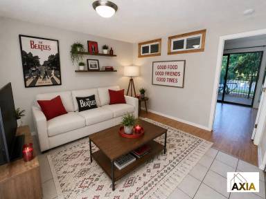 Main picture of College Townhomes