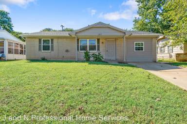 Main picture of 1505 McDonald Dr