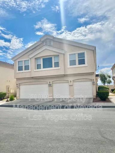 Main picture of 3047 Errol Flynn St