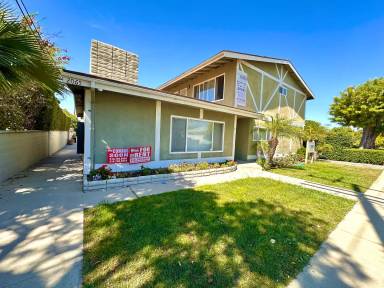 Main picture of 2065 255th St