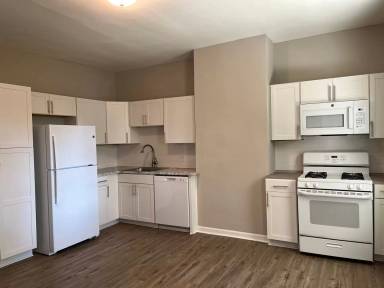 Main picture of 11 Washington Ave