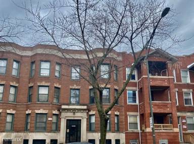 Main picture of 5609 S Michigan Ave