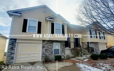Main picture of 1233 NW Ashley Ln