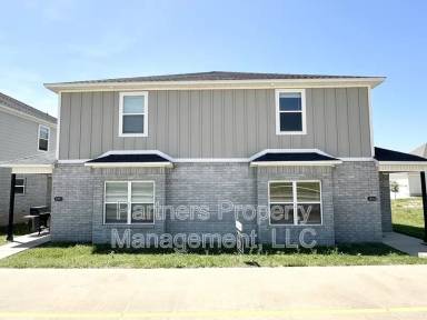 Main picture of 779 S Rupple Rd