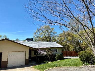 Main picture of 192 Daniels Dr