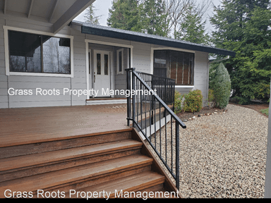 Main picture of 18250 Lake Forest Dr