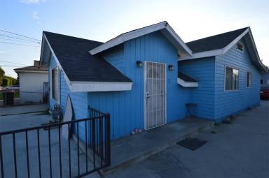 Main picture of 3215 N Park Ln