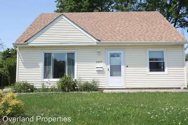 Main picture of 26231 Farringdon Ave
