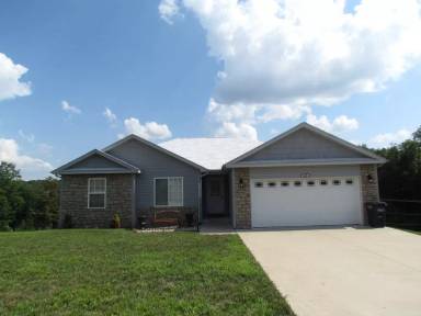 Main picture of 108 Sycamore Dr