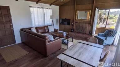 Main picture of 5519 Sunbury Ave
