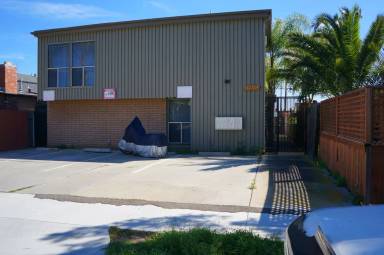 Main picture of 4511 Cherokee Ave