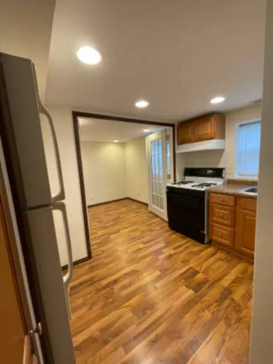 Main picture of 4818 N Ashland Ave