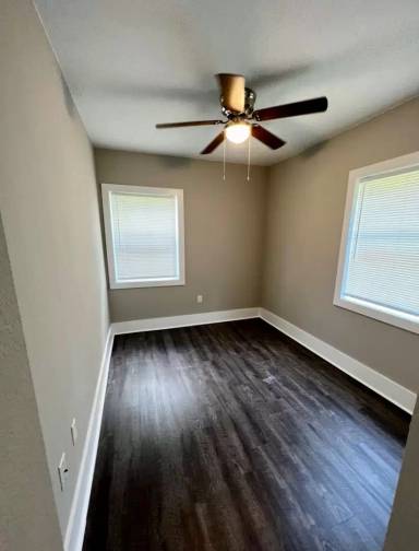 Main picture of 601 Murphree St