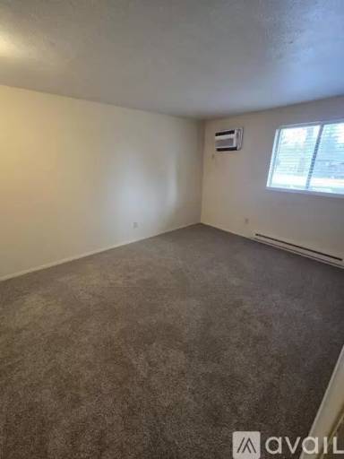 Main picture of 405 W Bellwood Dr