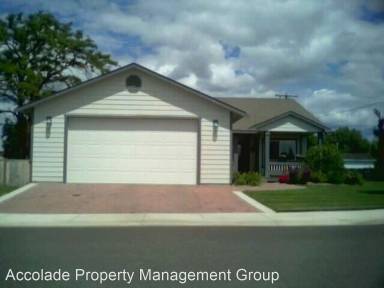 Main picture of 611 E Country Side Ave