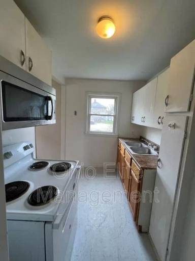 Main picture of 1310 E 25th Ave