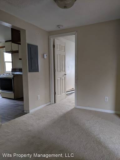 Main picture of 870 Cook Ave E
