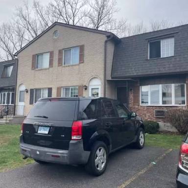 Main picture of 52 Sharon Rd