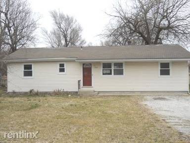 Main picture of 1934 N Yates Ave