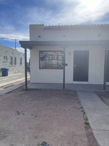 Main picture of 2616 Grant Ave