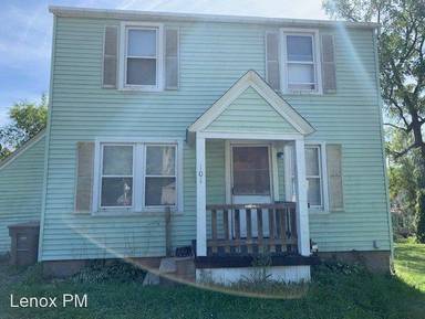 Main picture of 101 N Merrimac St