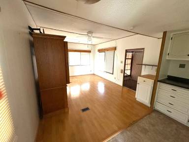 Main picture of 717 49th Avenue Dr W