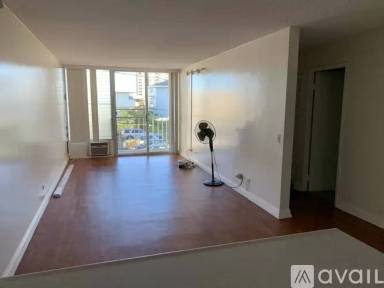 Main picture of 1520 Spreckels St