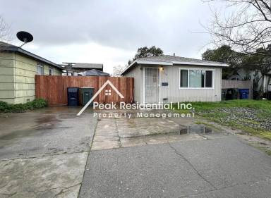 Main picture of 3250 32nd Ave