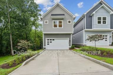 Main picture of 333B McKennell Dr