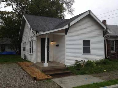 Main picture of 1330 E Legrande Ave
