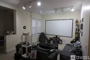 Main picture of 1959 Commonwealth Ave