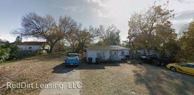 Main picture of 736 SE 41st St