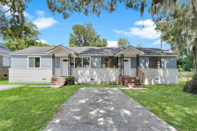 Main picture of 2130 Clars Ave