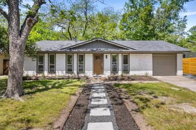 Main picture of 5512 Gloucester Ln