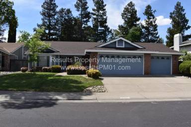 Main picture of 9447 Crowell Dr