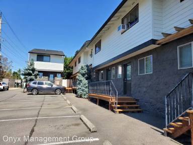 Main picture of 2781 Lancaster St