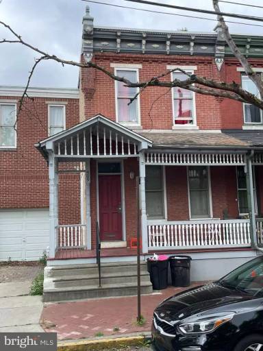 Main picture of 409 S 7th St