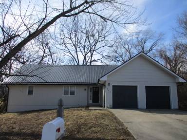 Main picture of 820 Zoll St
