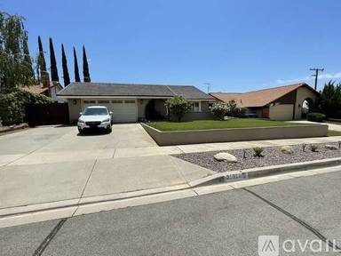 Main picture of 35923 Rebecca Rd